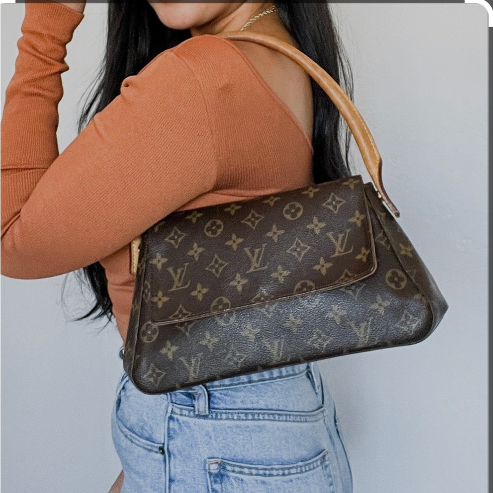 COPY - Louis Vuitton looping hobo bag authentic
